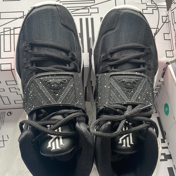 COPY - Nike Kyrie 6 Black White 2019 - Size 7 “NEW” - Picture 6 of 6